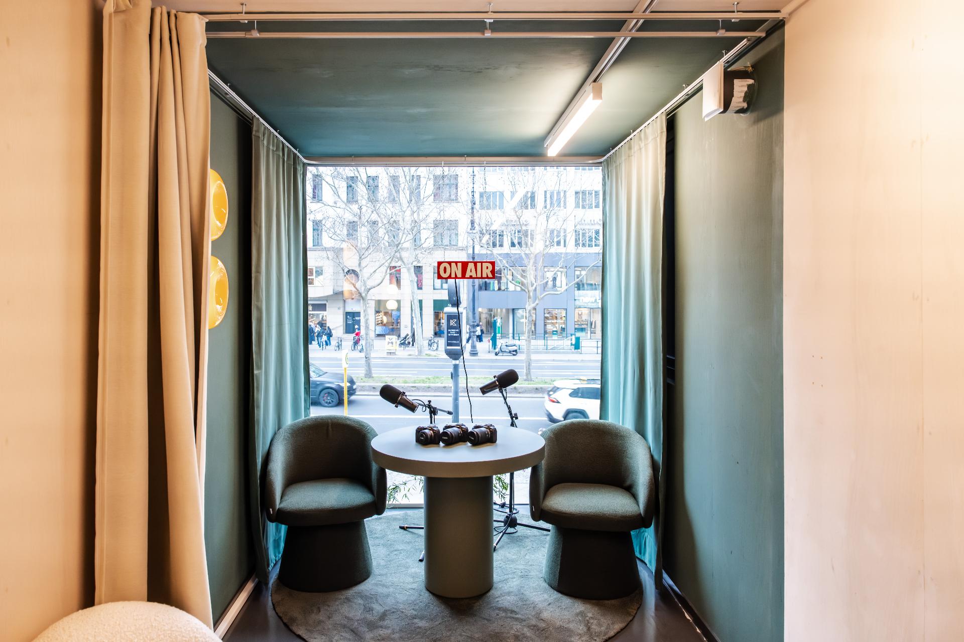 Professional podcast recording setup at Hypecast Studio Berlin